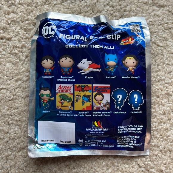 NIP DC COMICS Figural Bag Clip Mystery Blind Bag SERIES 4 Batman Wonder Woman ? - Picture 2 of 2